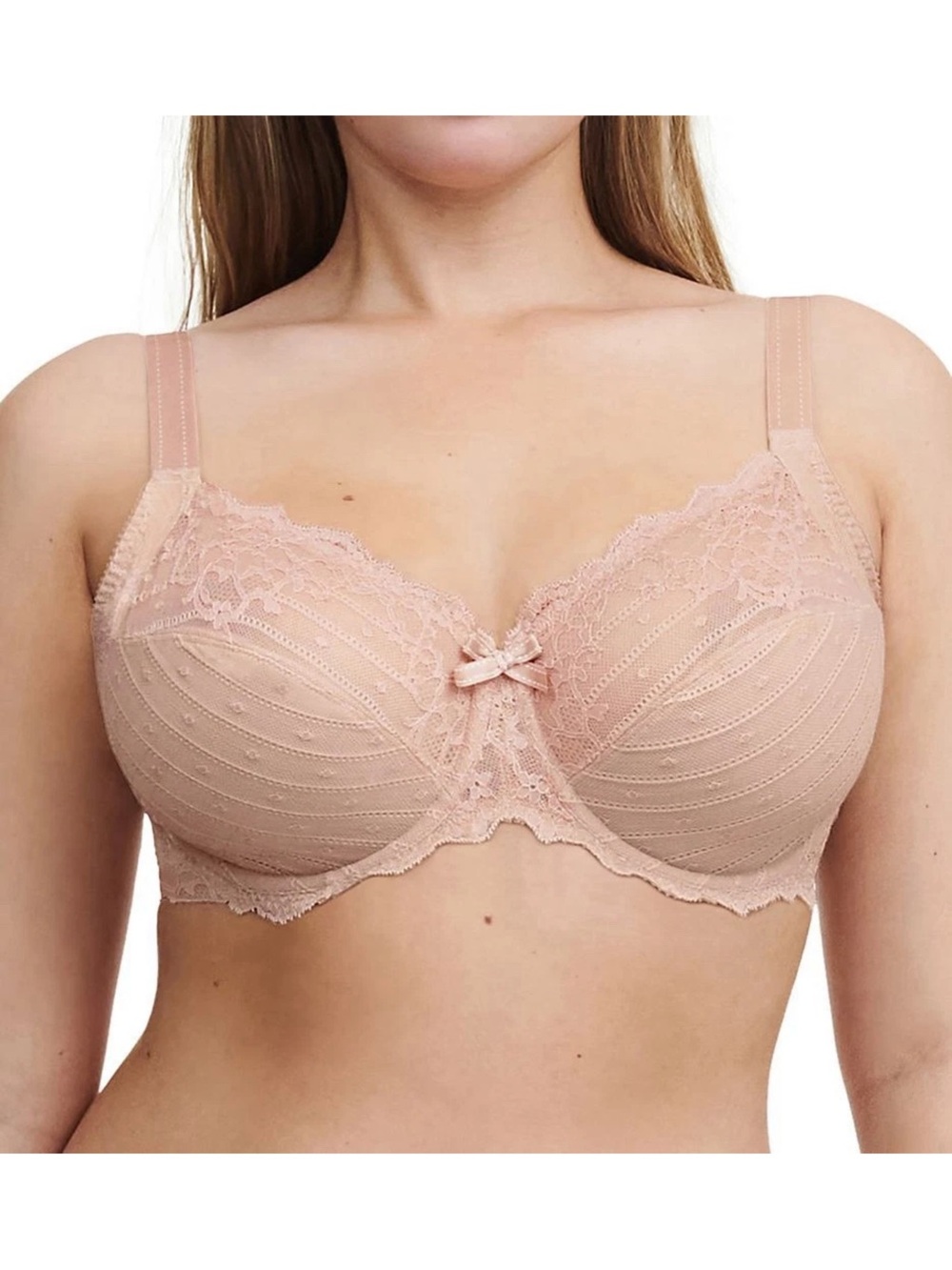 Chantelle Lace Underwire Bra in Blush